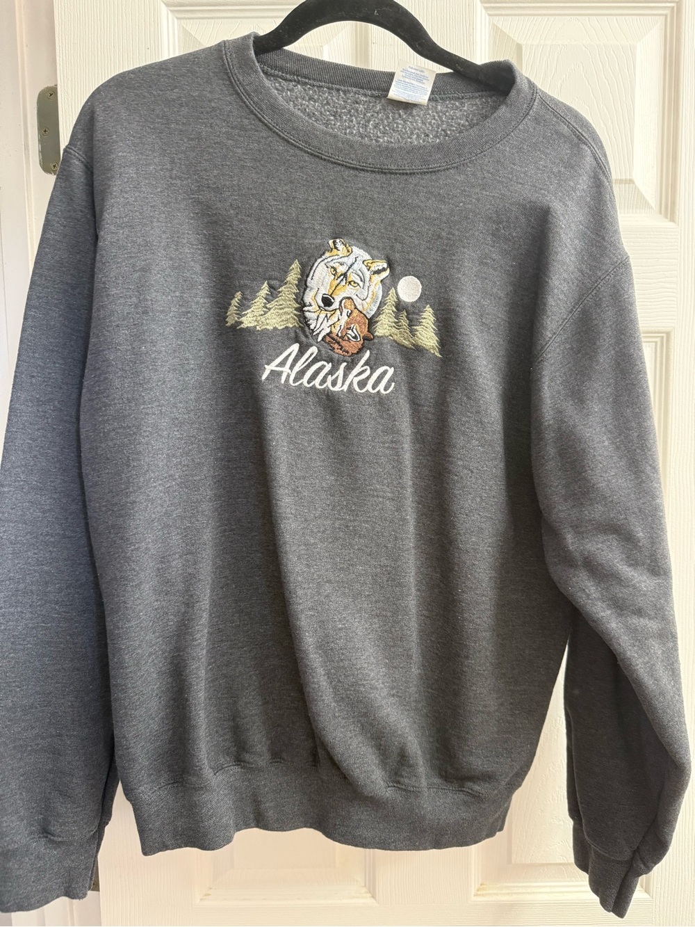 Alaska Embroidered Crewneck Sweatshirt - Gray